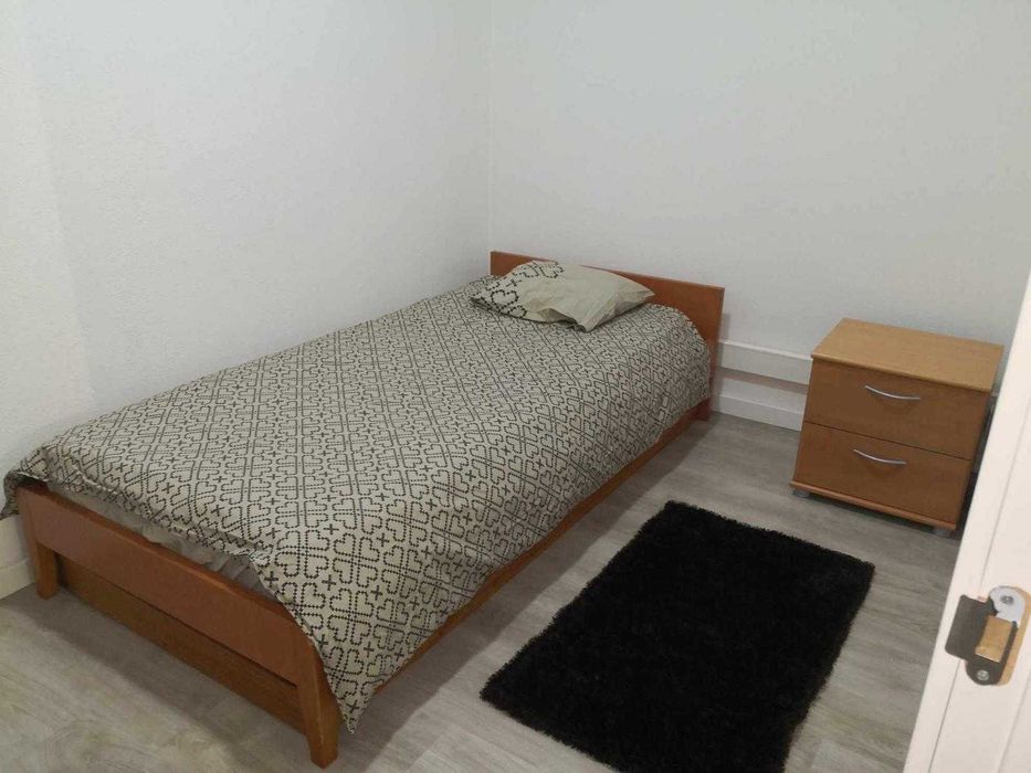 Quarto para arrendar