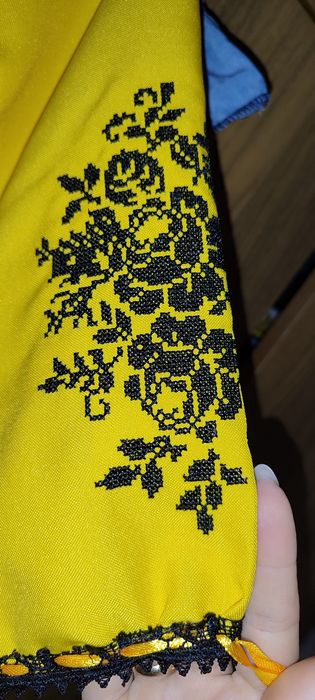 Вишите дитяче плаття