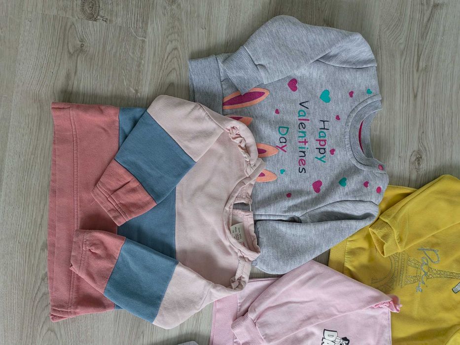 Bluzy bluza dla dziewczynki r. 86