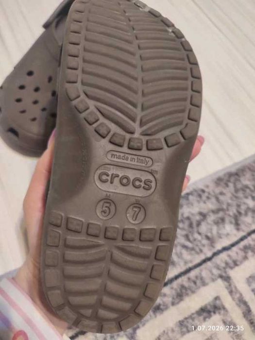 Oryginalne klapki chodaki Crocs Classic khaki brąz r 37 38