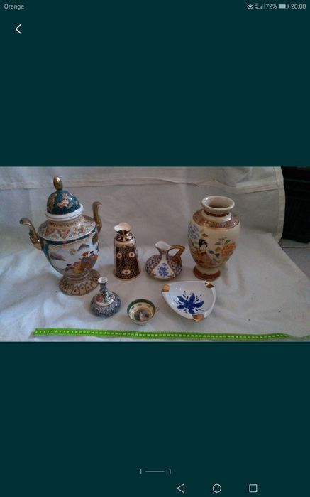 Zestaw flakonów porcelanowych