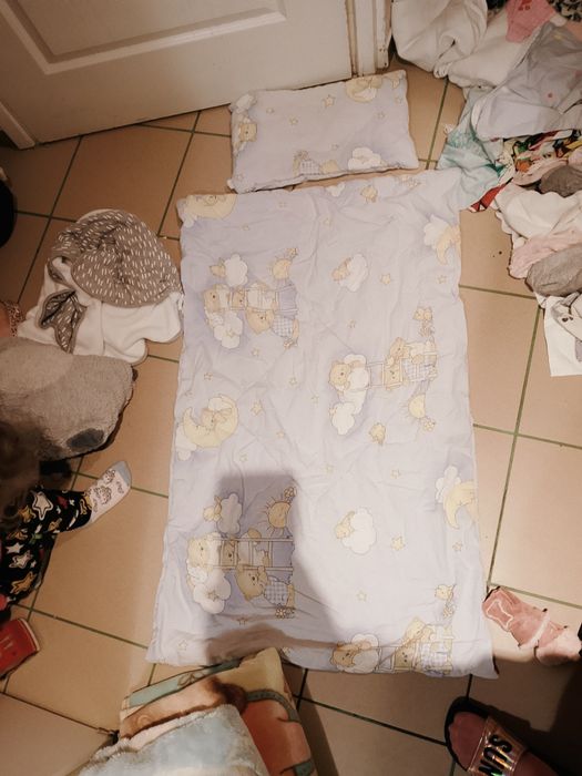 Oddam kołderkę do łóżeczka