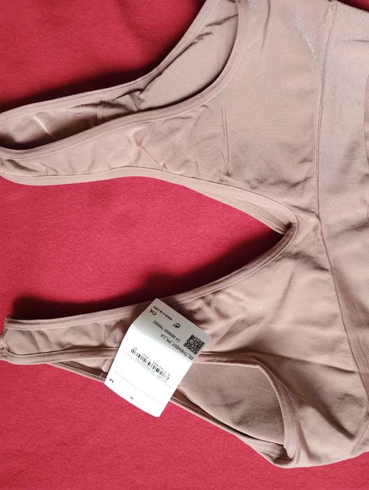 sportowy biustonosz c&a