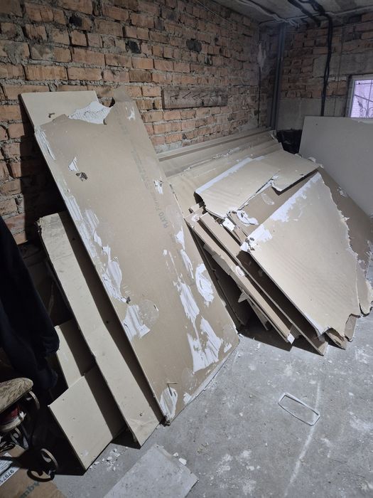 Гіпсокартон б/у, демонтований