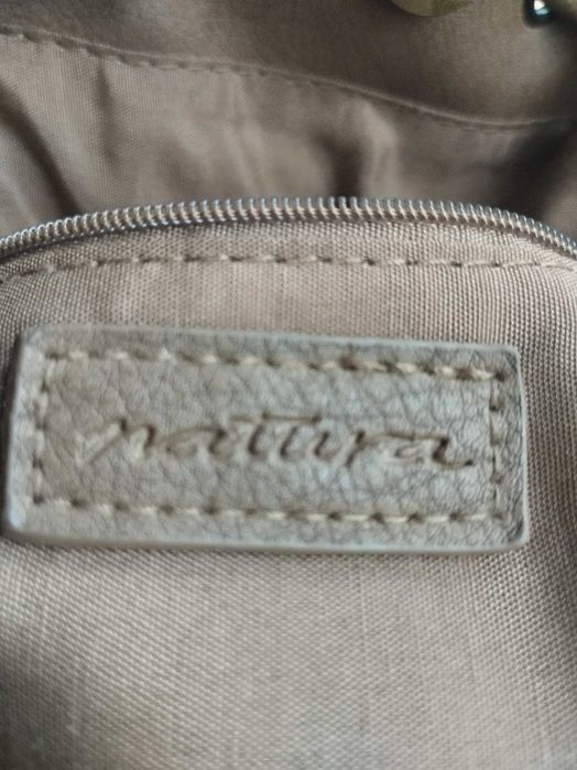 Mala ou carteira de mão