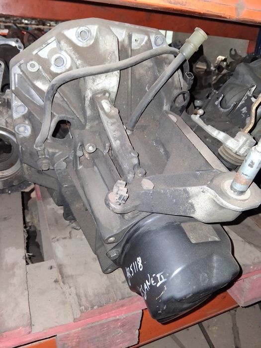 Caixa de velocidades renault  megane 2 1.5dci