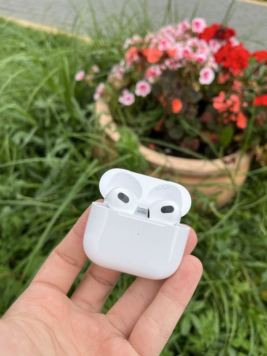 AirPods 3 generacji