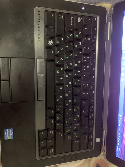 Продам ноутбук Dell на процессорі Intel core I7