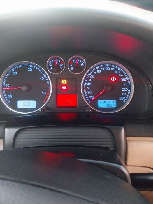 Vw Passat b5  1.9 130cv foto 2