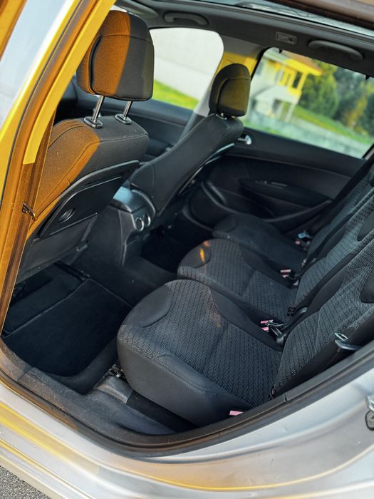 Peugeot 308 SW 1.6 HDi 2009 • Muito Estimado • Oportunidade!