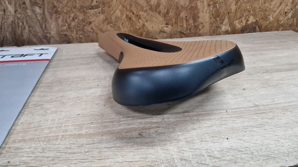 Super Wygodne szerokie siodełko Procraft 180 mm