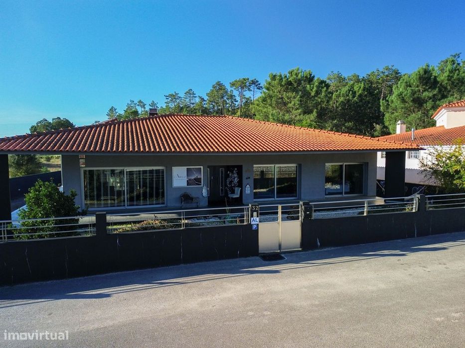 Moradia T3 com Piscina, Jacuzzi e Acabamentos de Alta Qualidade