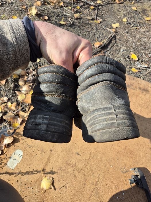 Взуття захисні 42 розмір