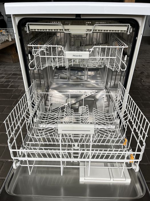 Посудомийна машина Miele G4203 Шир 60 см.Стан ідеальний