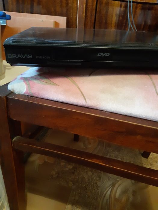 DVD плеер Bravis DVD-608N (Бравис).