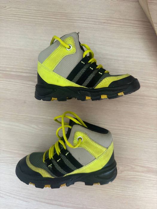 Осінні чобітки Adidas оригінал