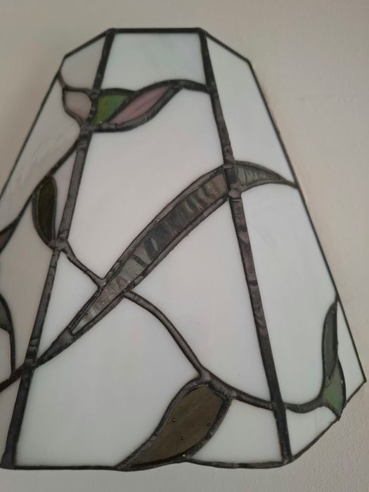 Conjunto de candeeiros em vidro pintado