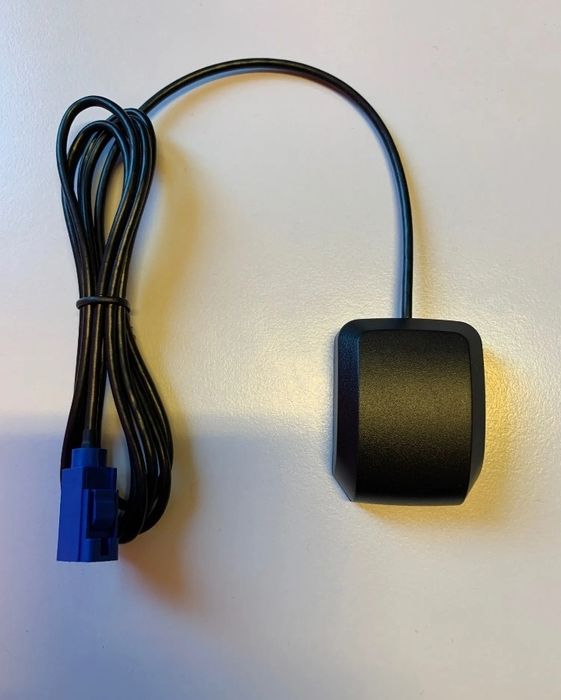 Antenas GPS Auto Rádio 2 Modelos Ficha Fakra ou Ficha Universal