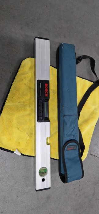 Nível digital Bosch