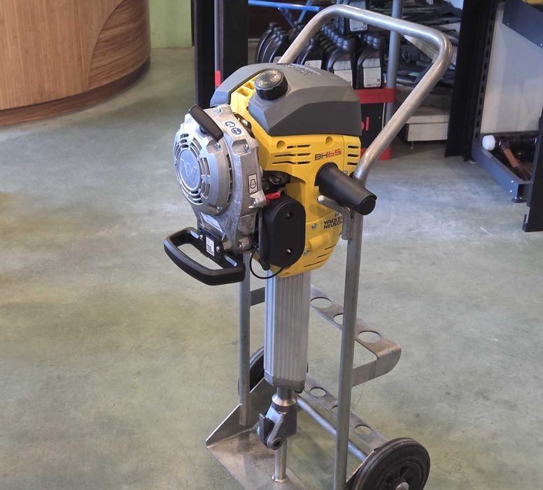 Młot Wacker Neuson BH65  Spalinowy NOWY