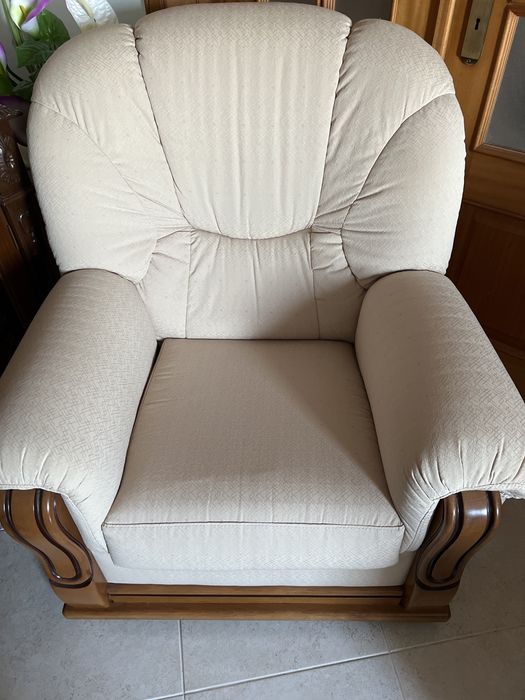 Sofa  cama 3 lugares cor creme