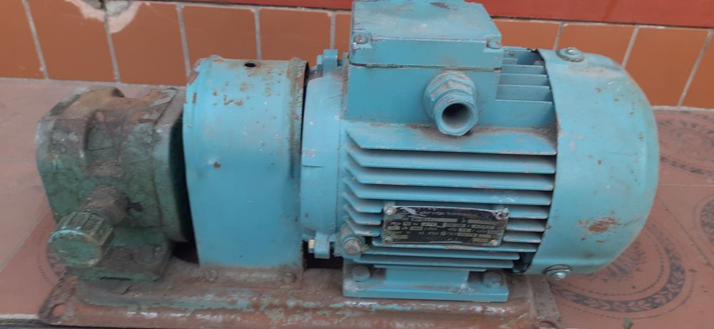 Двигун  антисинхронний