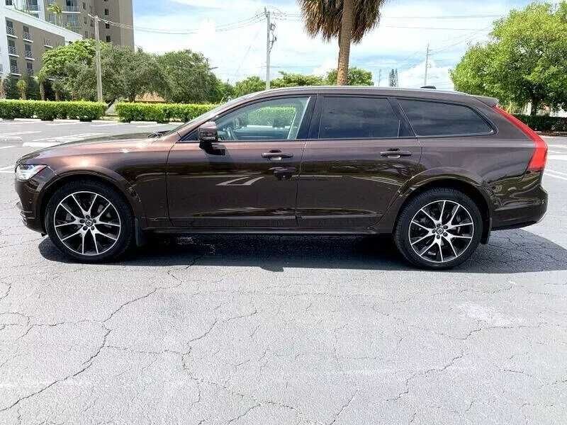 2017 Volvo V90 T6 AWD