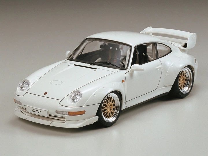 Збірна модель 1/24 автомобіль Porsche 911 GT2 Road