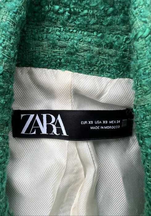 Піджак Zara  розмір S ( тканина шанель)