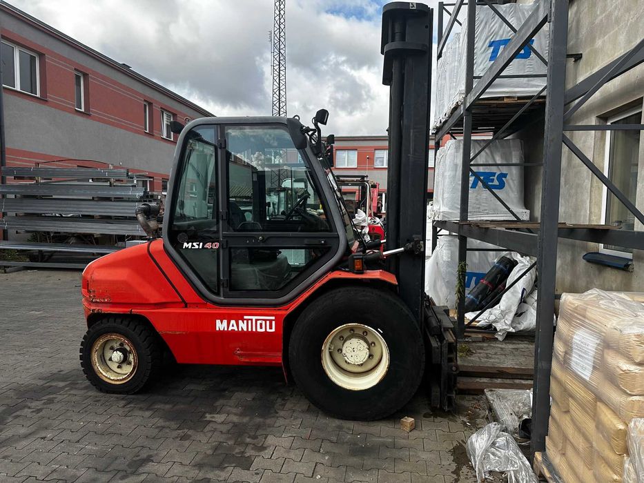 Wózek widłowy terenowy Manitou msi40