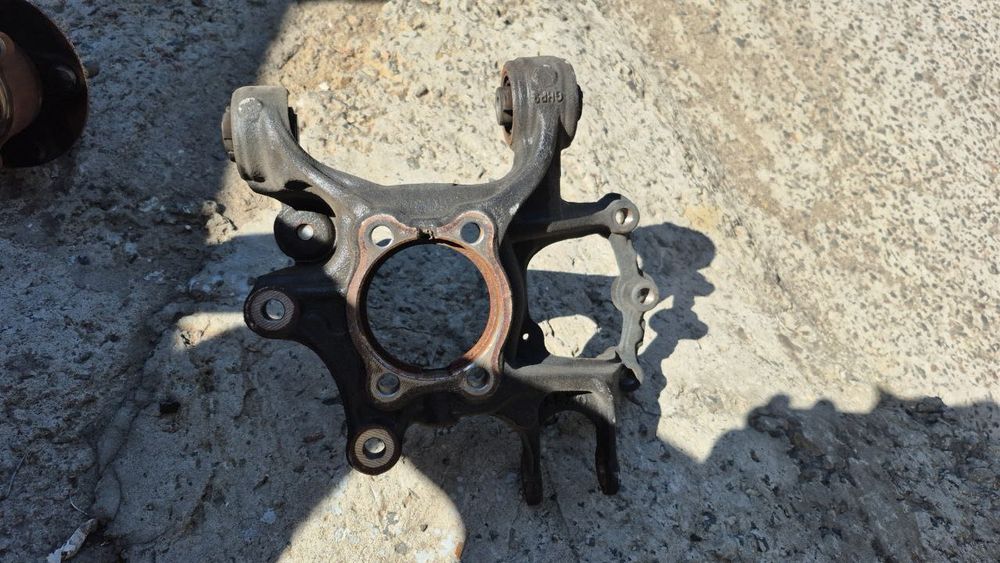 поворотний кулак задн лівий  Mazda CX-5 21 рік бу оригінал