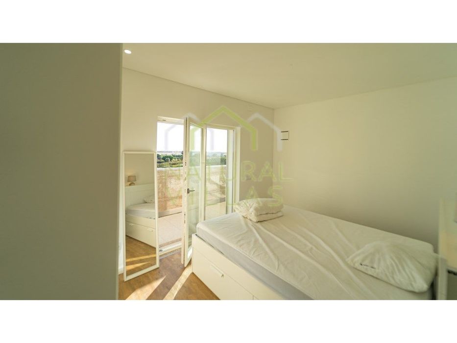 Apartamento T3 com Vista Ria Formosa, Montenegro