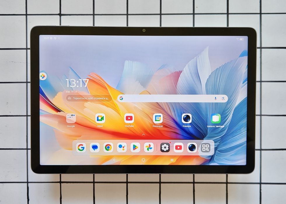 Нові планшети Lenovo Tab K10c 8+128 Wi-fi TB311FU Luna Gray