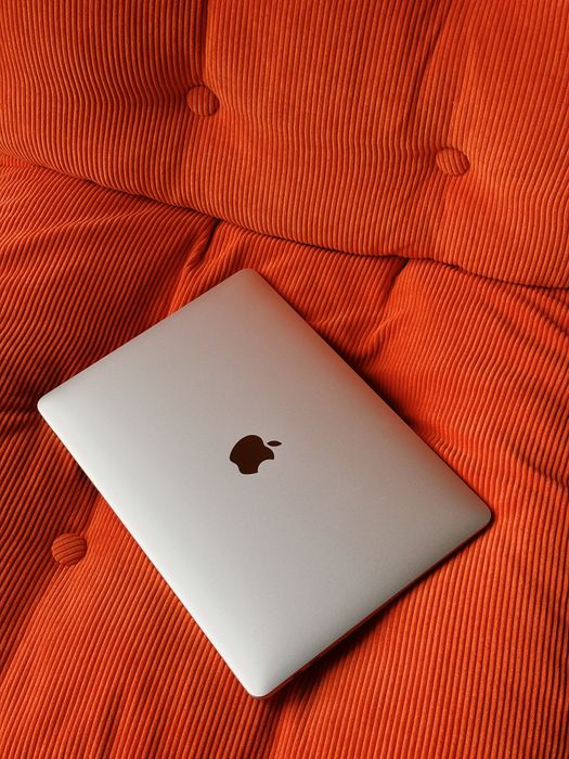 MacBook Pro M1 13 cali / 512 SSD / 16 GB