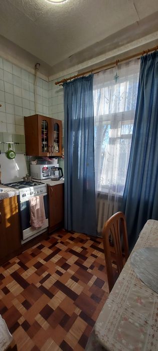 Продам 4 -и кімнатну квартиру в Жовтих Водах