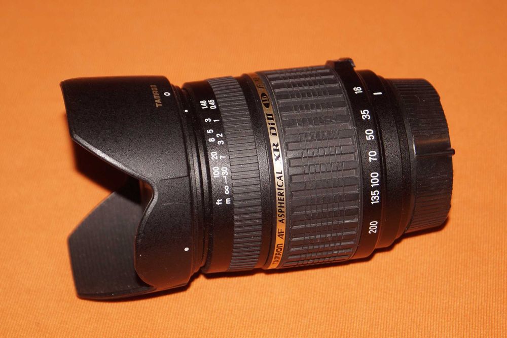 Tamron AF 18-200 f/3.5-6.3 для Nikon
