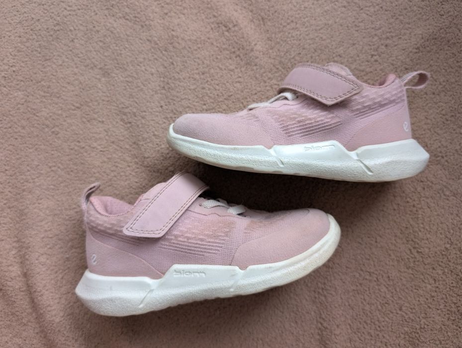 Buty sportowe dziewczęce na rzepy Ecco Biom 2.2 rozmiar 24 długosz15,7