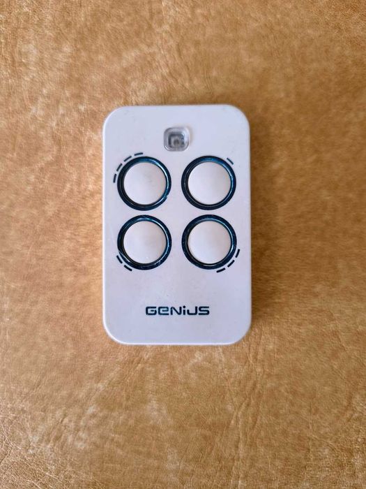 Comando de portão Genius KILO TX4 JLC 868 MHz - 4 canais