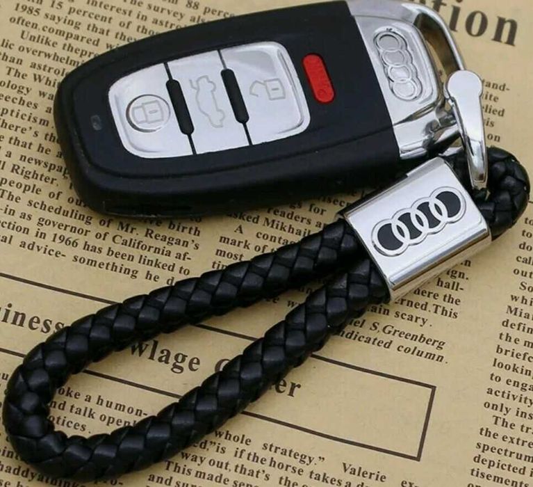 porta chaves em pele Audi