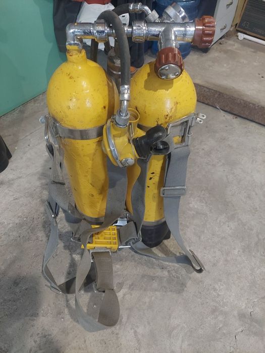 акваланг и балоны для подводного плавания