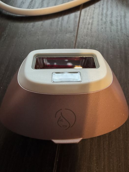 Depilator laserowy Philips Lumea 9900 IPL BRI977/00