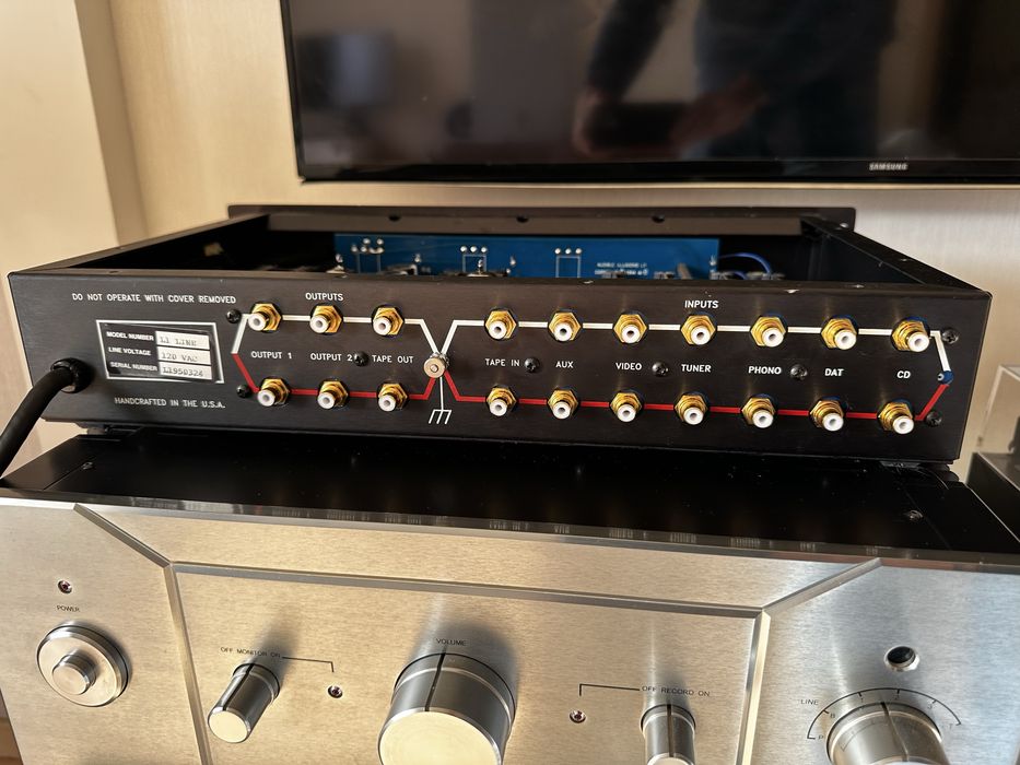 Audible Illusions Modulus L1 ламповий попередній підсилювач