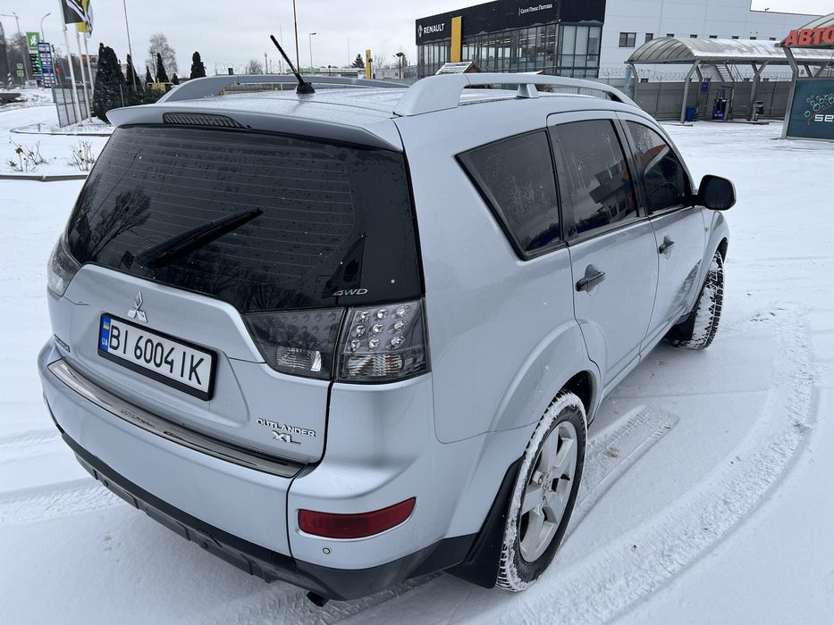Продам Outlander XL