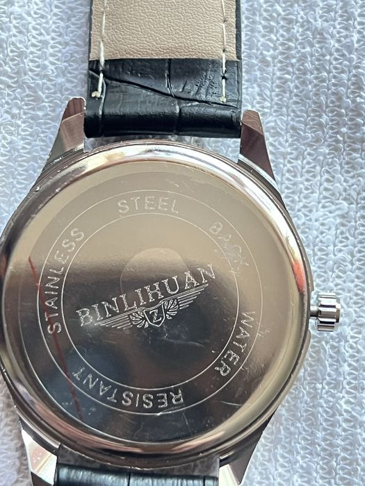 Piekny zegarek meski