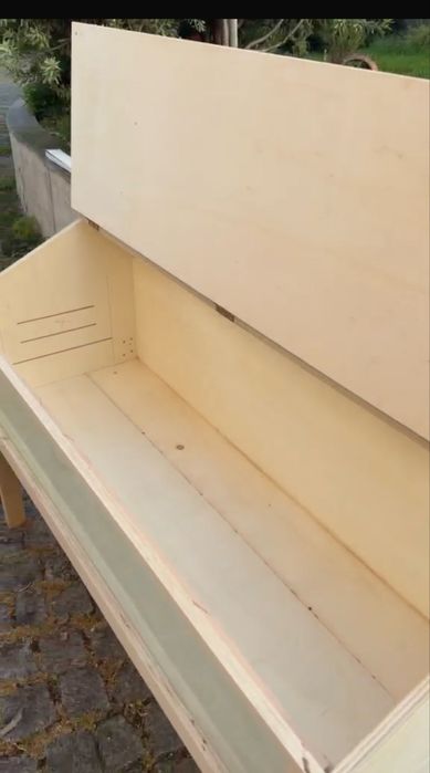 Incubadoras / galinheiro para criação de pintos