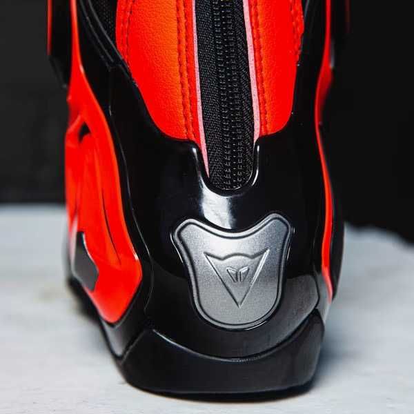 Botas NOVAS Dainese Torque 3 Out. Preto/Vermelho (40% DESCONTO) Em 40 e 41