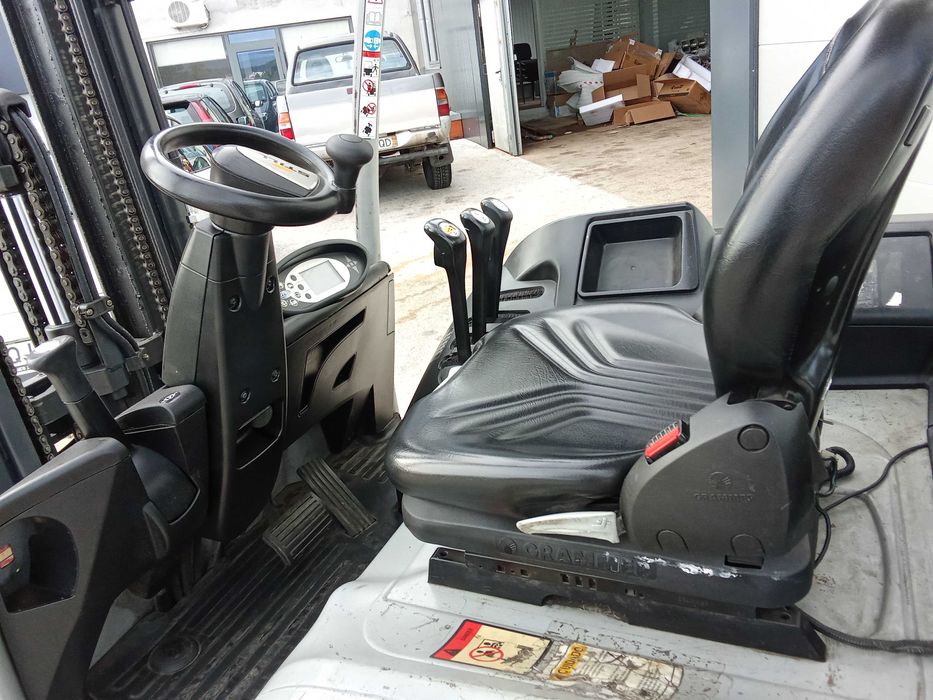 Empilhador STILL de 2 ton electrico sobe ate 5 mts 2014