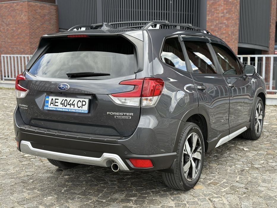 Продам Subaru Forester Touring