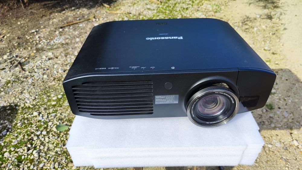Panasonic projector ptae600064551979583875122