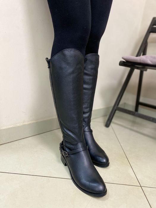 Чоботи труби жіночі